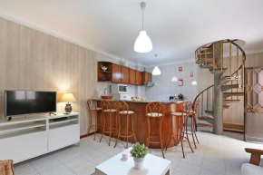Bessa - Casinha Típica do Porto com dois quartos